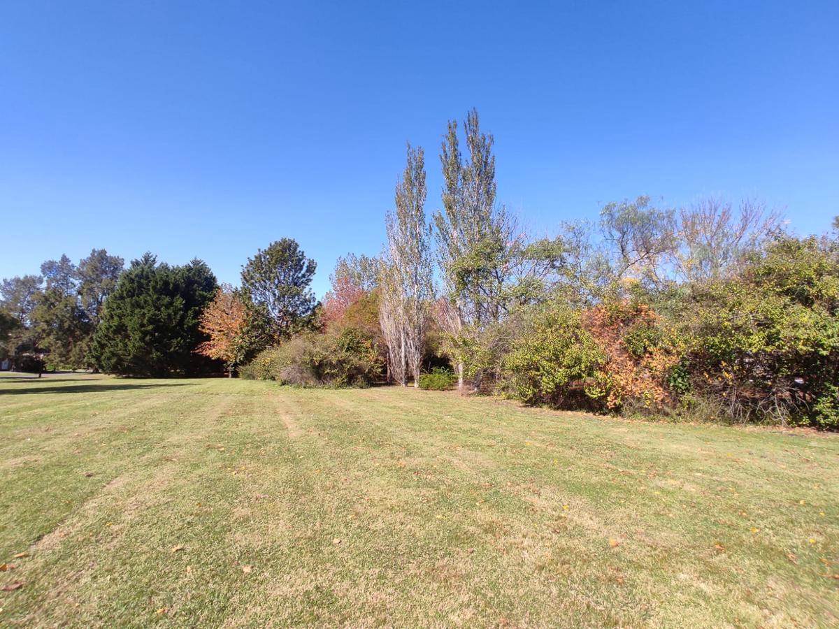 Terreno en venta en Abril Club De Campo