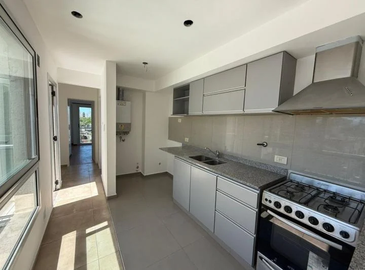 Departamento  en alquiler en La Plata 3