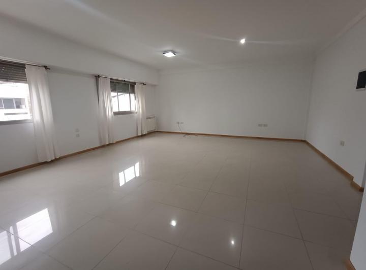 Departamento en alquiler en La Plata 1