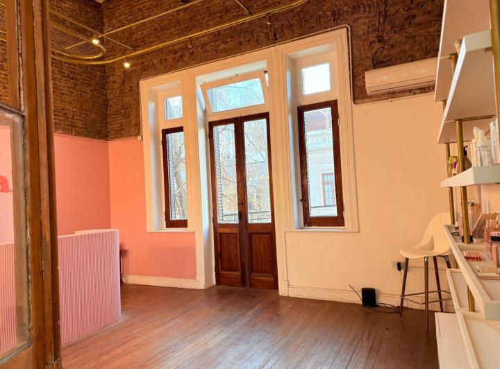 Venta de departamento/local en calle 7 esquina 55 4
