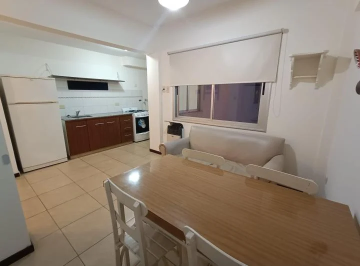 Departamento en alquiler en La Plata 4