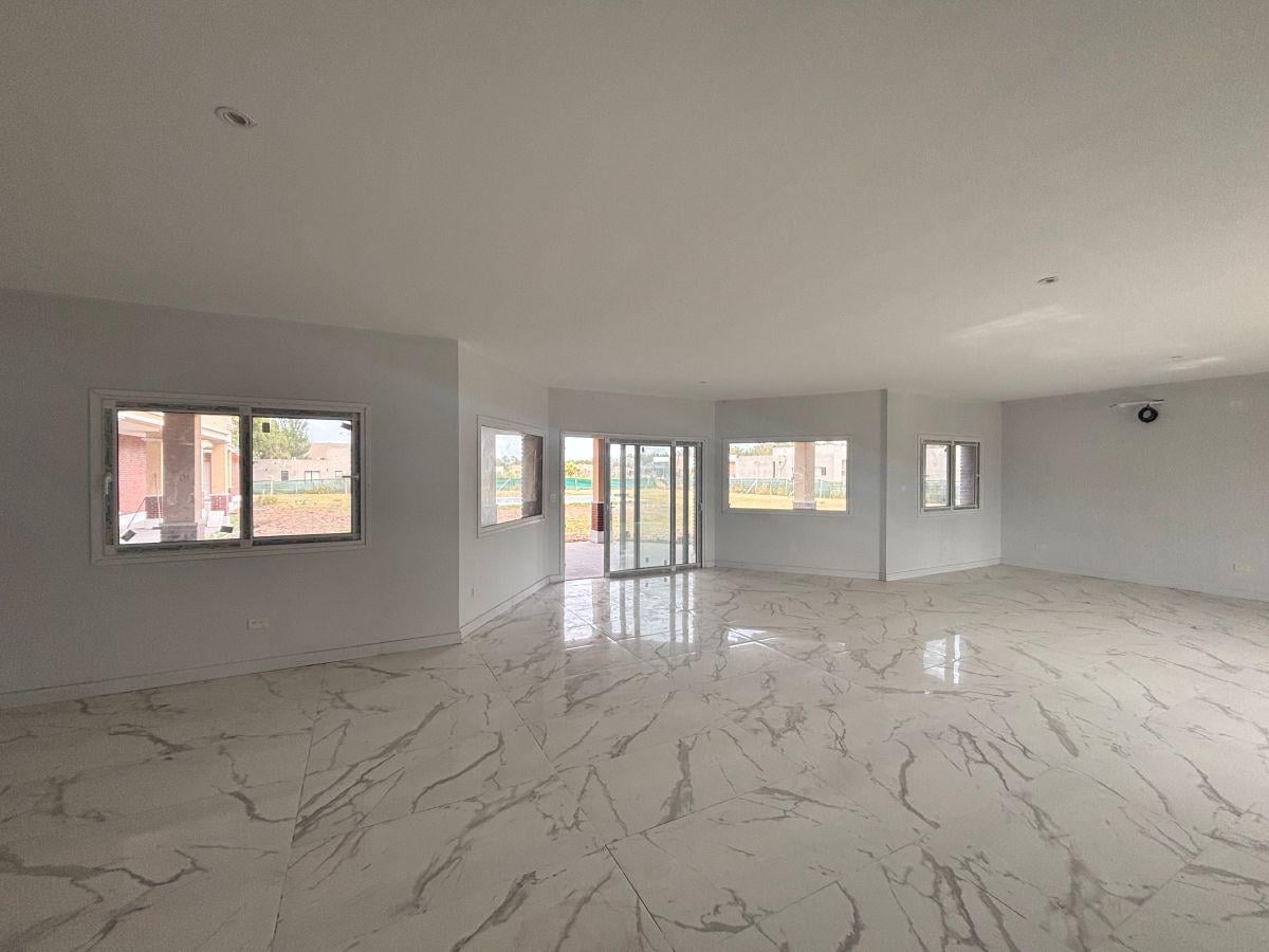 Foto de Alquiler de casa en Barrio privado Fincas Sporting San Vicente, imagen 4