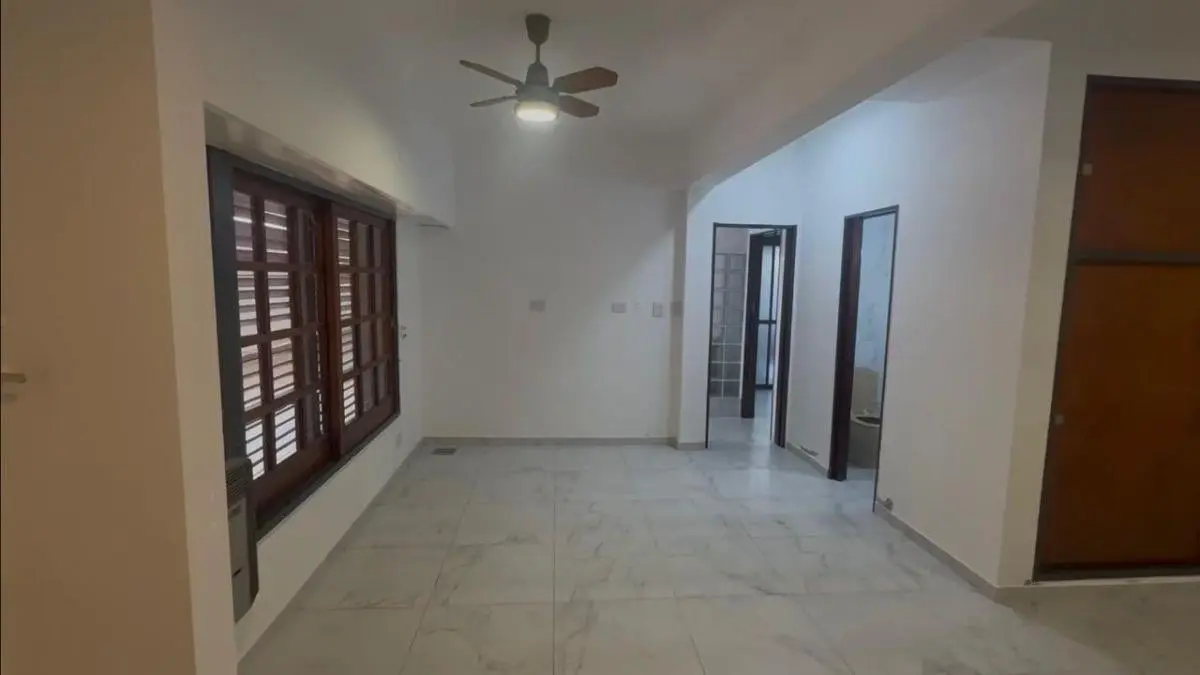 Amplia casa en venta 3