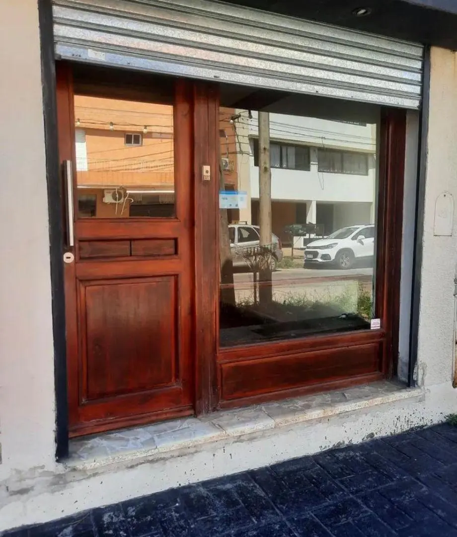 Alquilo Local comercial 1
