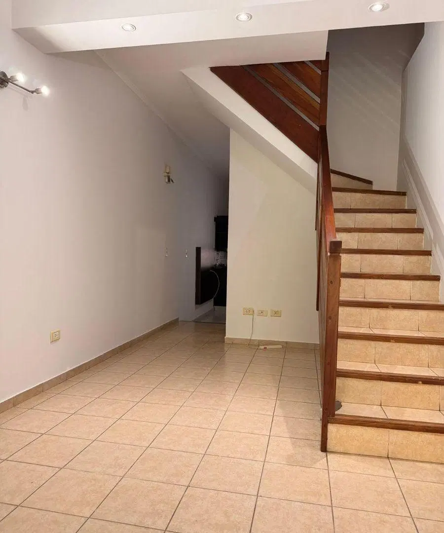 DUPLEX EN ALQUILER EN CITY BELL 5