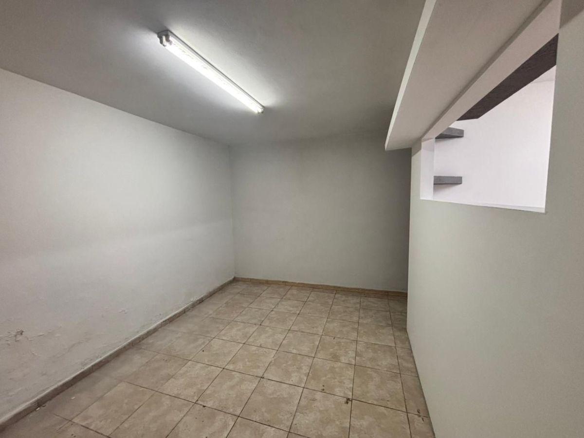 Foto de Local en alquiler de 32 m² en La Plata, imagen 2