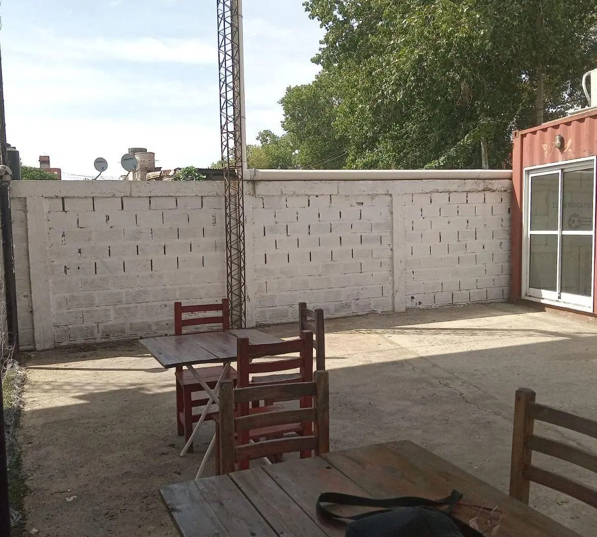GALPÓN EN ALQUILER EN LA PLATA 3