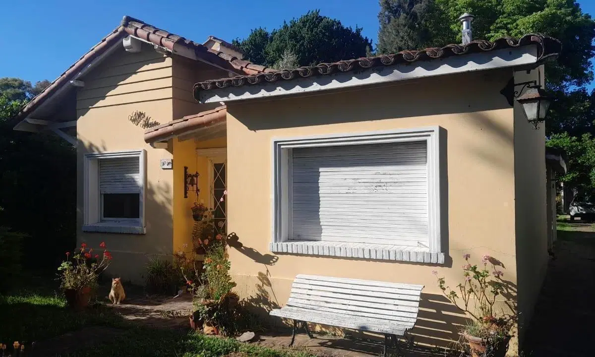 Chalet sobre lote de 800 mt2 zona Republica de los Niños 4