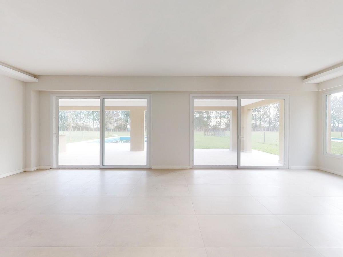 Foto de Casa en Venta Miralagos Golf & Spa, imagen 4