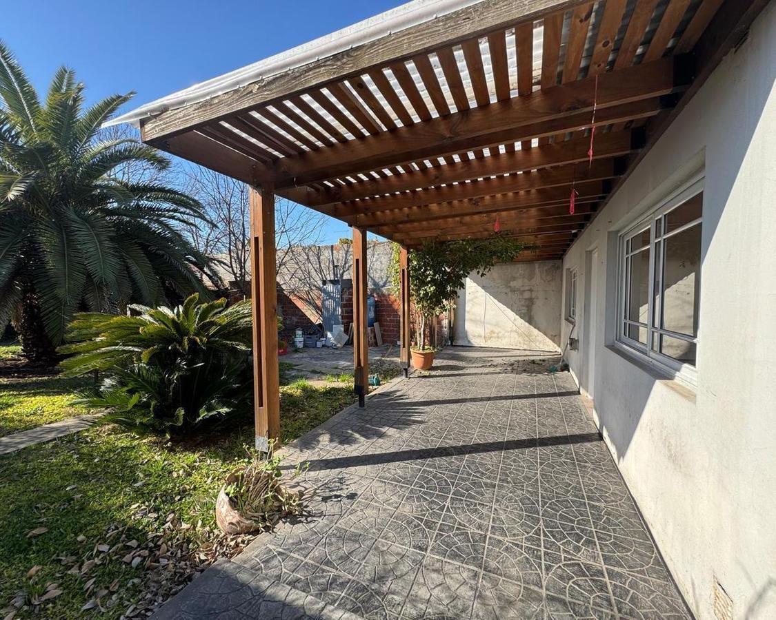 Foto de Casa en venta en calle 24 entre 73 y 74 parque 4 dormitorios La Plata, imagen 2