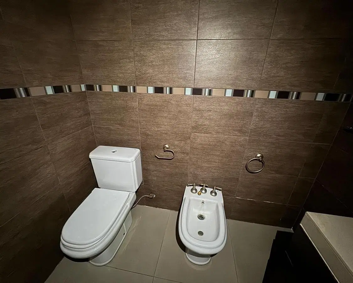 Casa en venta en calle 24 entre 73 y 74   parque  4 dormitorios   La Plata 8