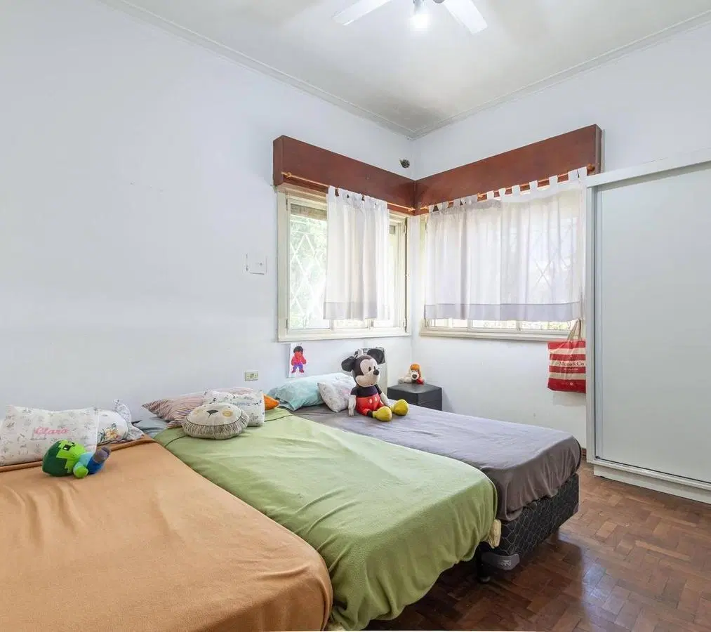 Casa en venta en City Bell - 472 entre 13 B y 13 C 4