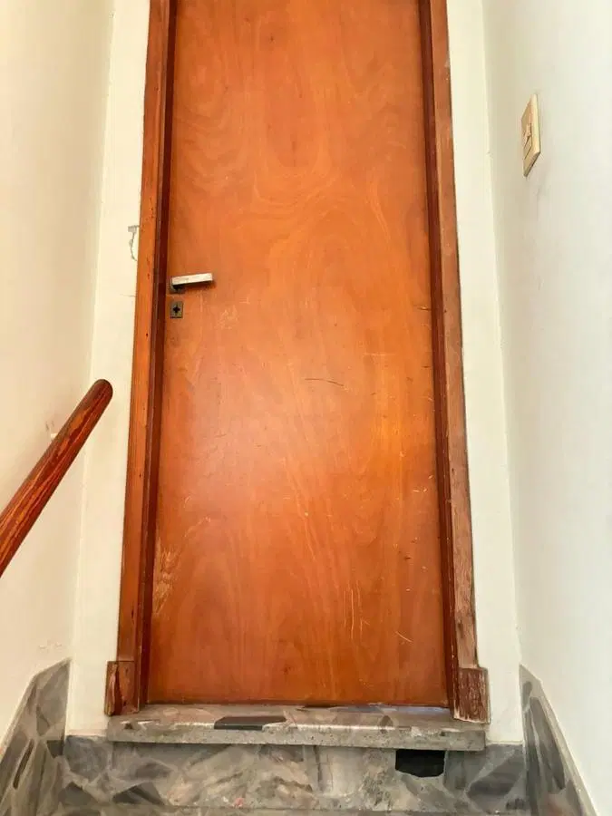 Casa   Galpon   Local  en casco urbano - La Plata 70 Entre 24 y 25 4