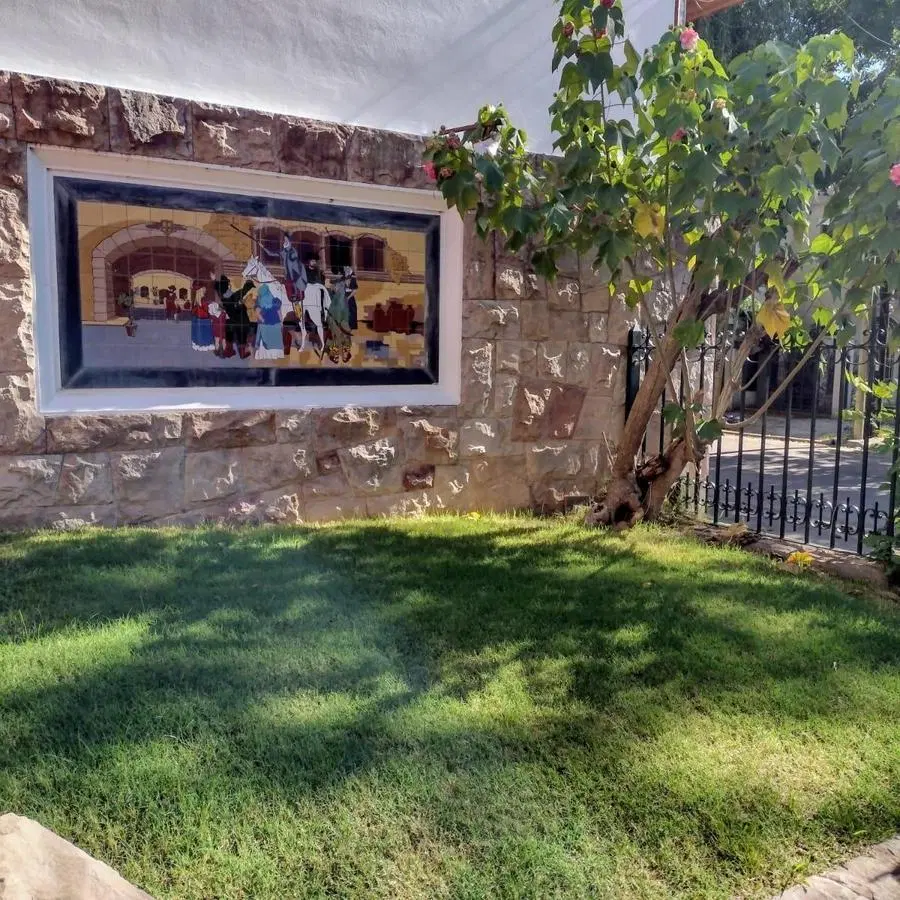 Excelente casa en venta 400 m2 La Plata 3