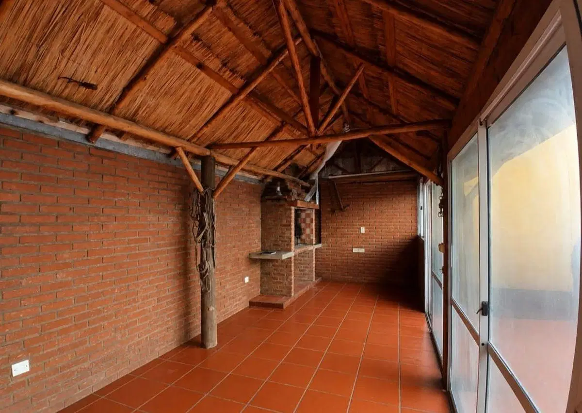 Casa con 144 m² en alquiler con 2 dormitorios en José Hernández 5