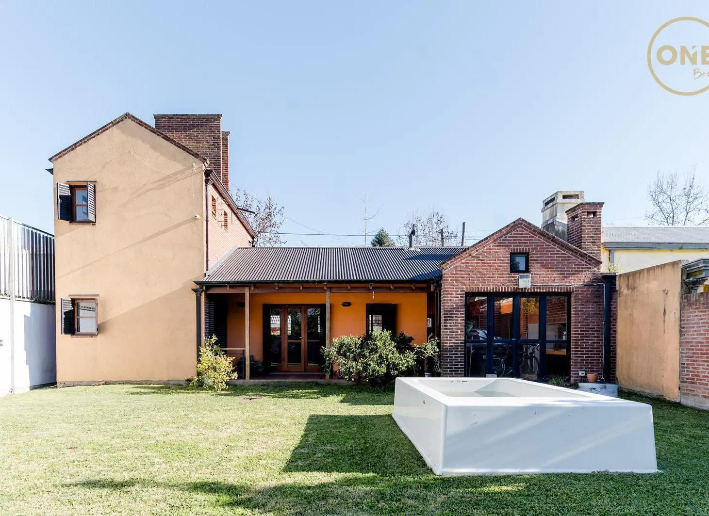 Casa en venta en City Bell 3