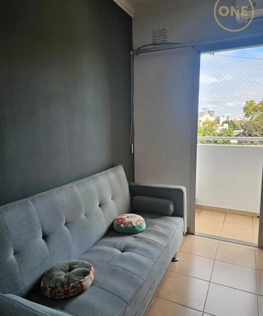 Departamento en alquiler en el Barrio de  Tolosa 8