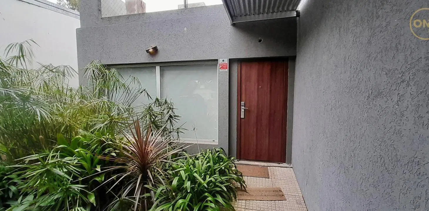 Casa en alquiler en complejo cerrado, en City Bell 8
