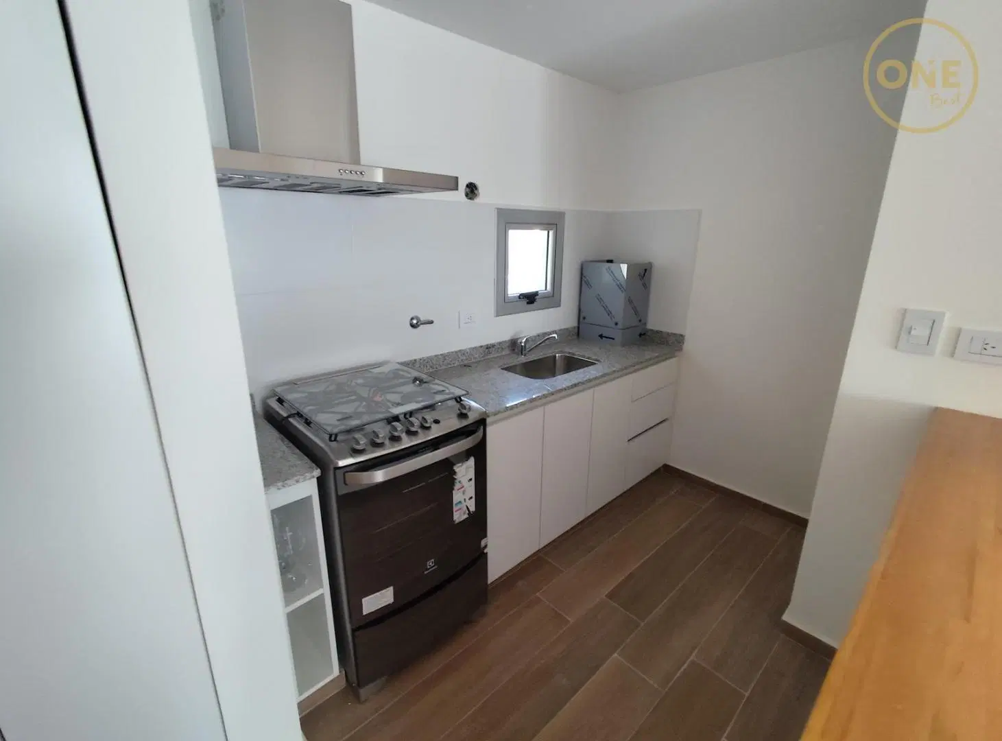 Departamento con cochera en venta en La Plata 5
