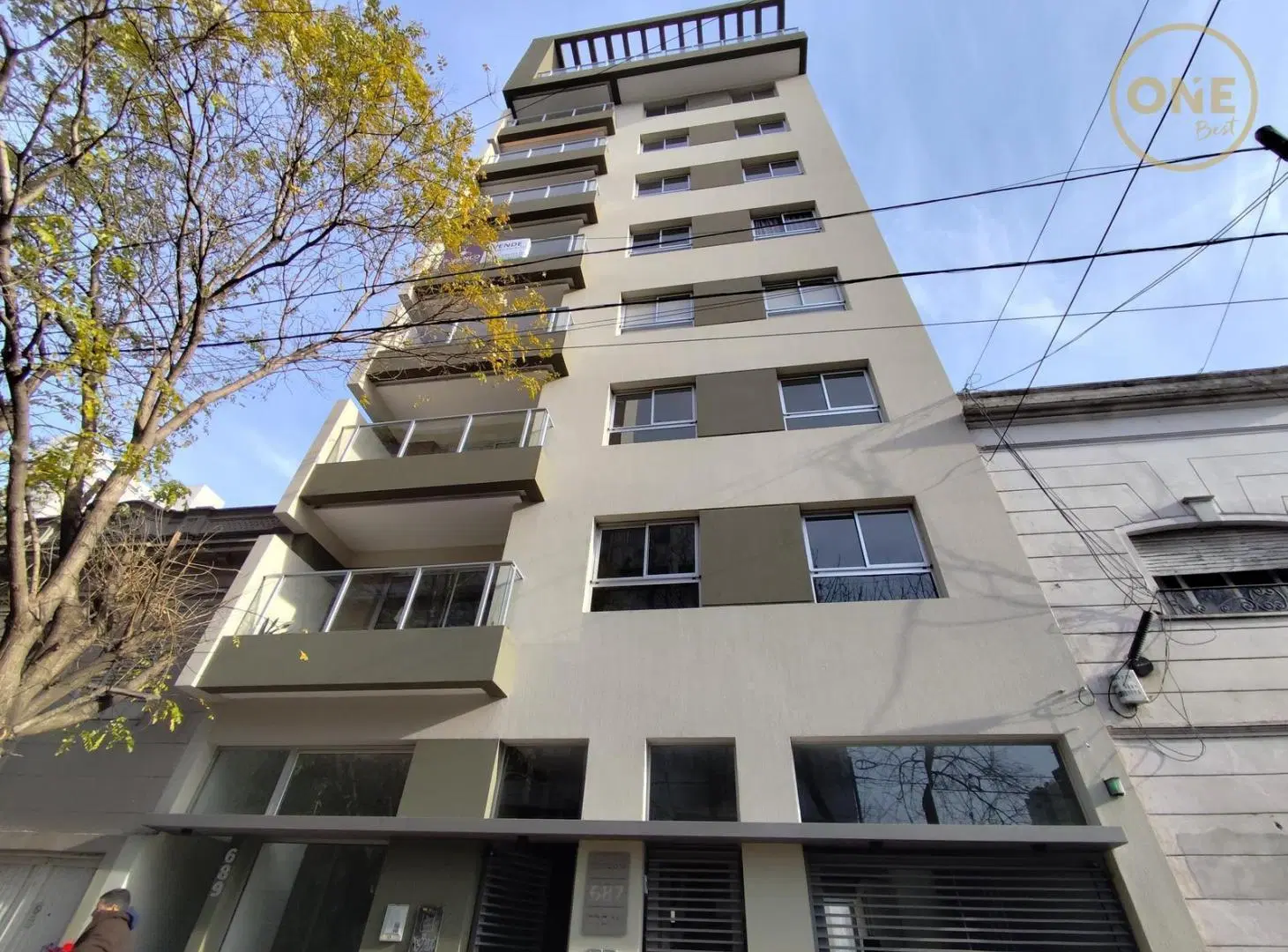 Departamento con cochera en venta en La Plata 4