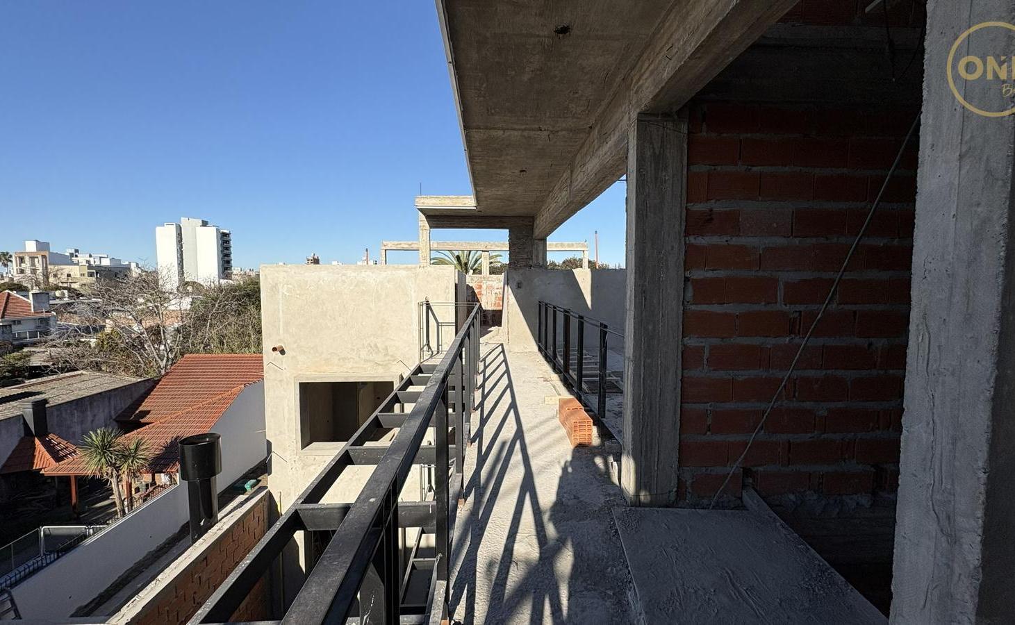 Foto de Departamento de 1 o 2 dormitorios con terraza privada en La Plata, imagen 3