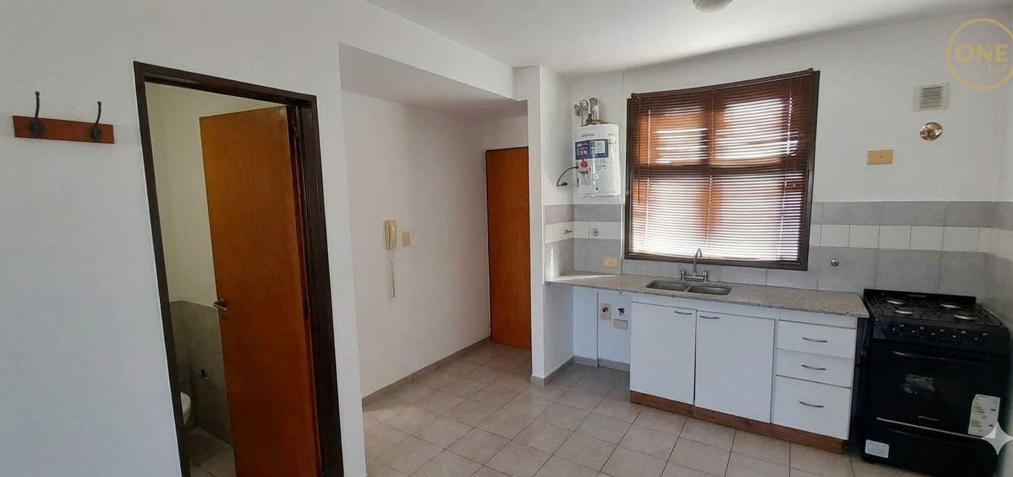 Foto de Monoambiente en venta en La Plata, imagen 1