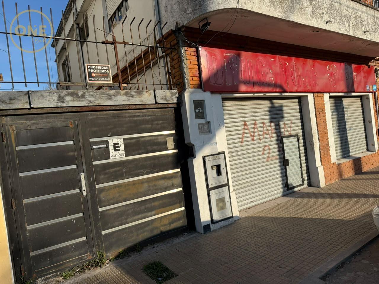 Foto de Local y departamento a la Venta, imagen 2