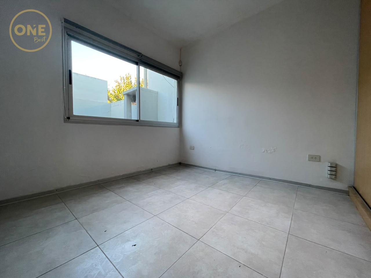Foto de Casa 2 dormitorios +cochera cubierta la Loma, imagen 2