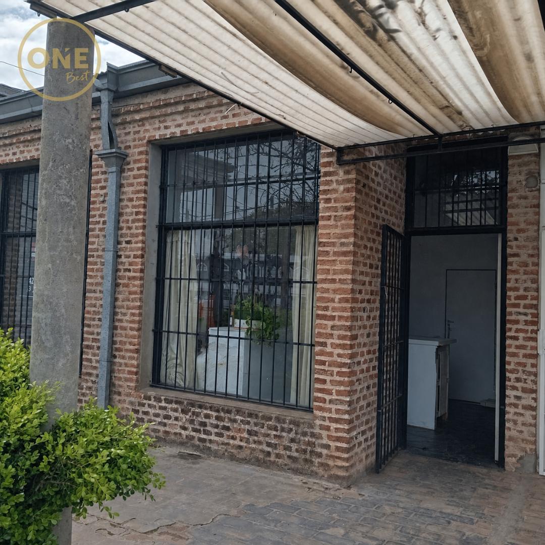 Foto de Local en venta en City Bell, sobre Camino Belgrano, imagen 1