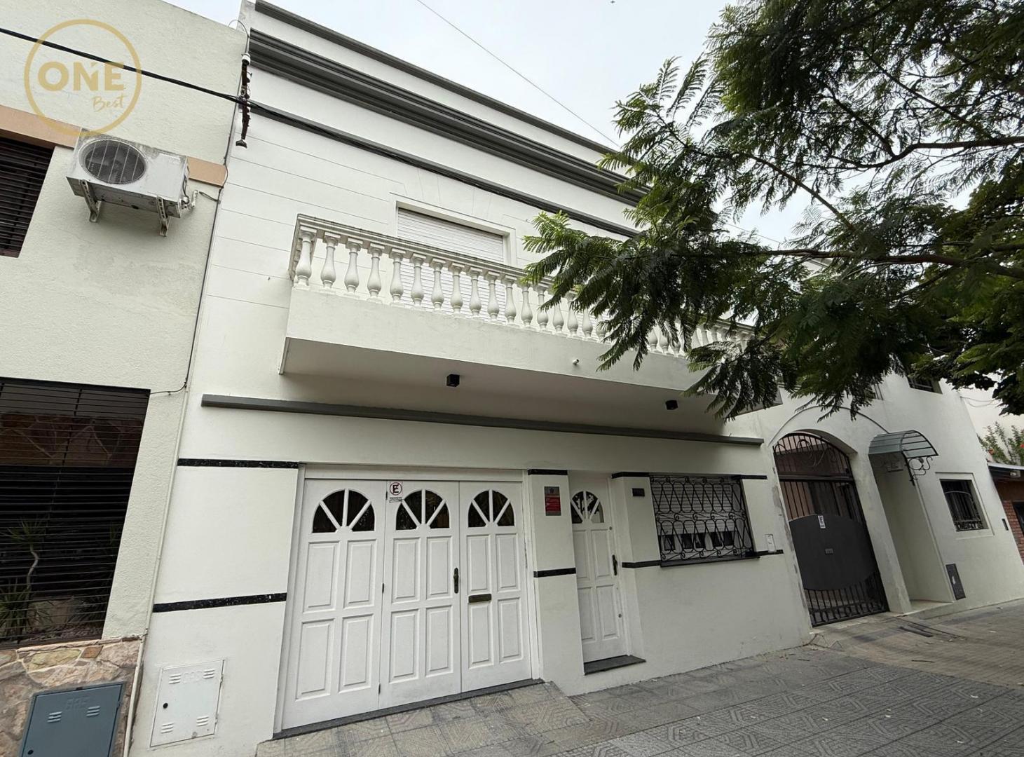 Foto de Casa de 3 dormitorios en venta en La Plata, imagen 2