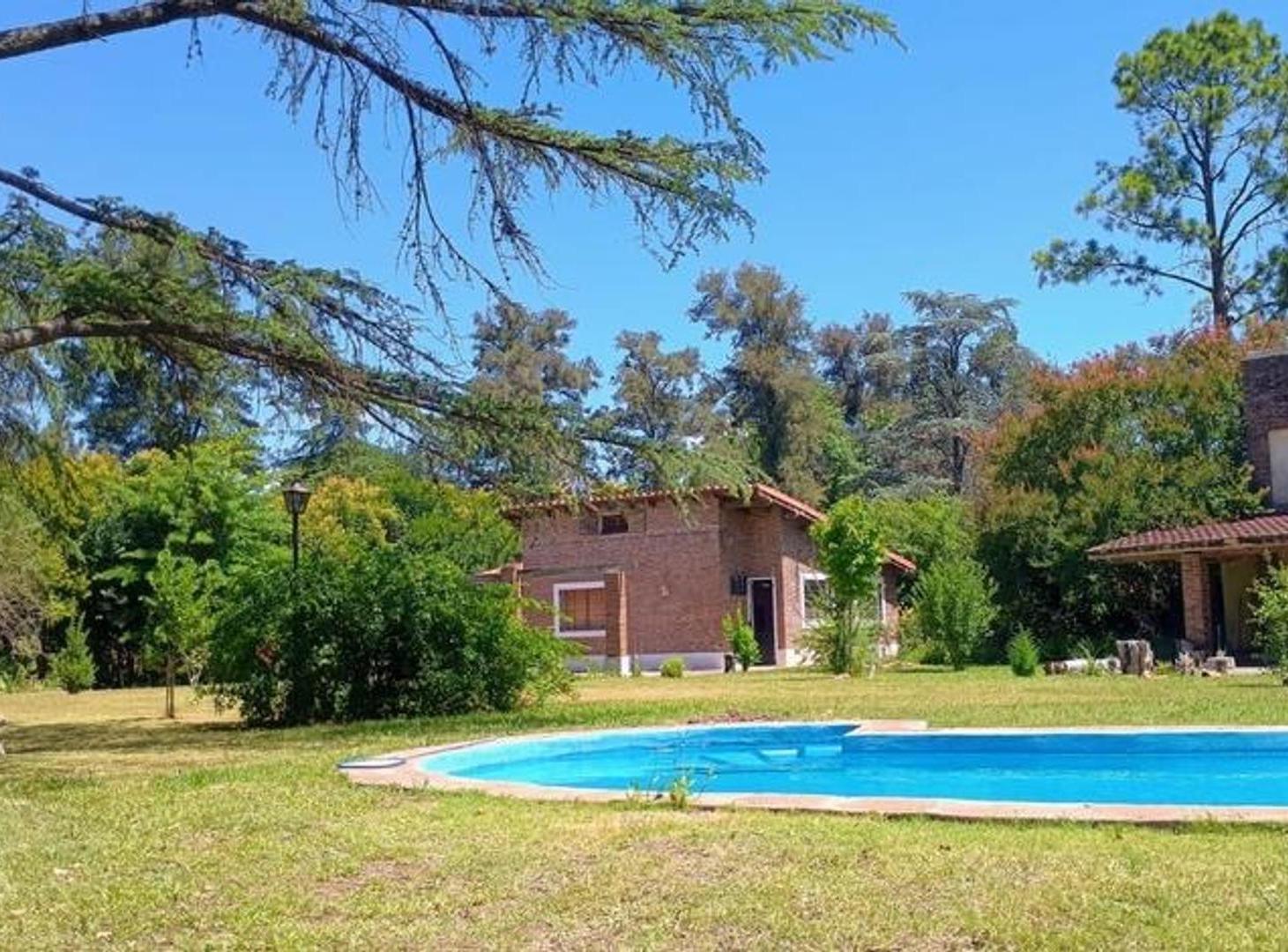 Casa y super lote en Manzanares