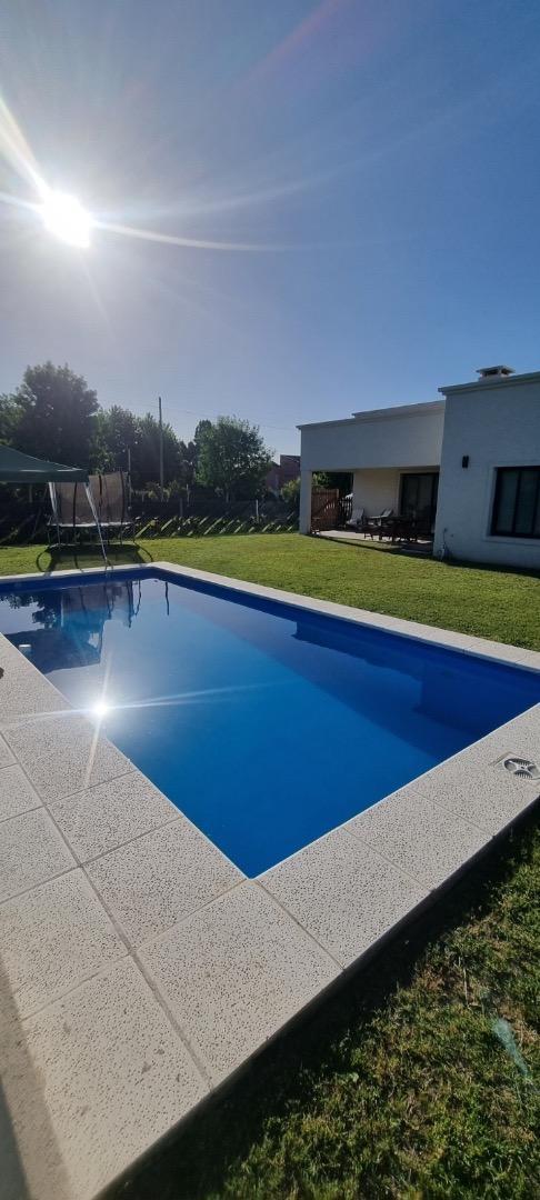 Foto de Hermosa casa de 5 ambientes en Santa Elisa, imagen 2