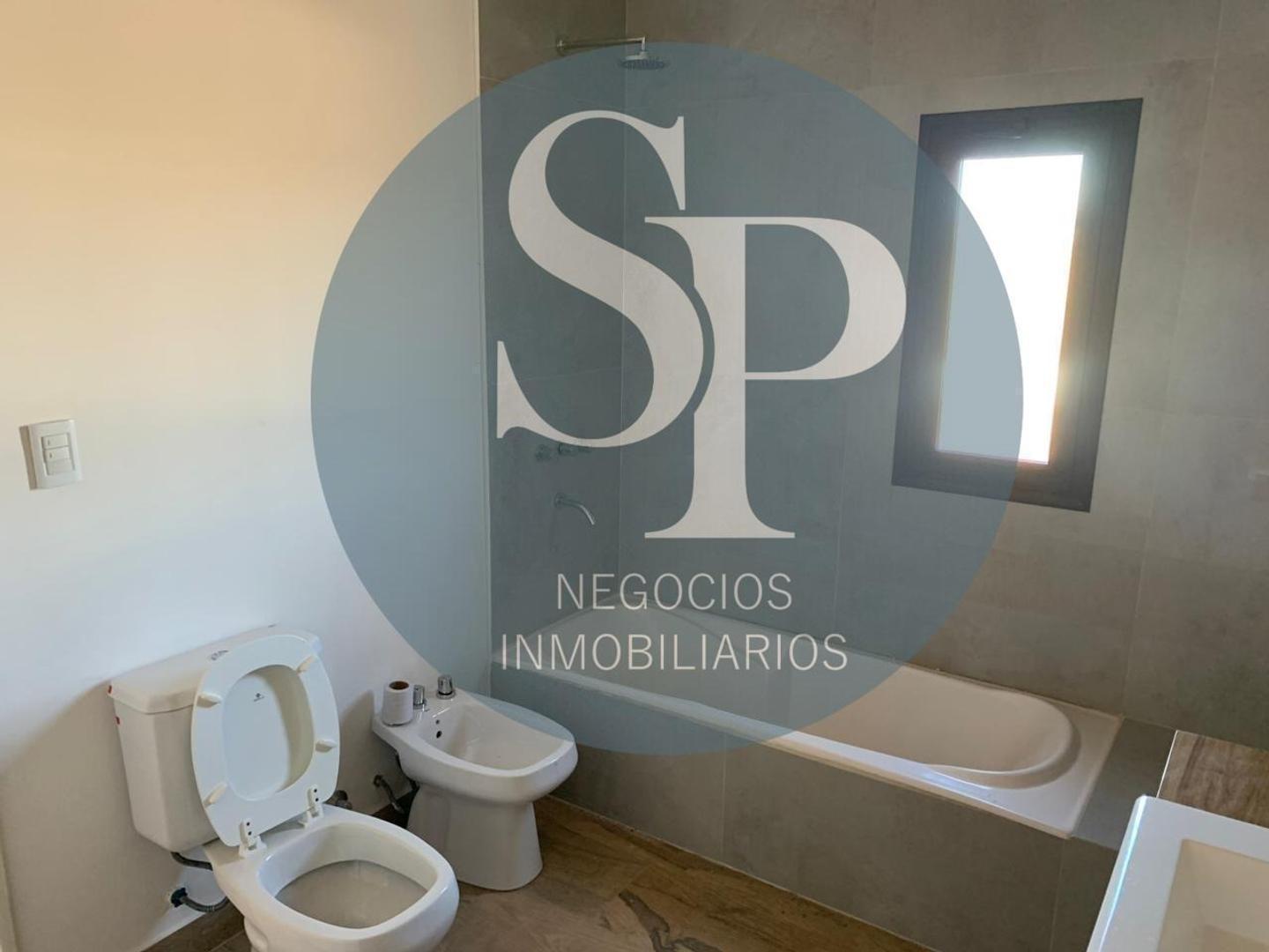 Foto de CASA SAN SEBASTIAN, 4 AMB,PILAR ZELAYA ESCOBAR LOMA VERDE, imagen 5