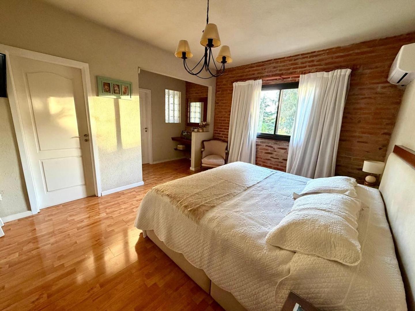 Foto de VENTA CASA 6 AMBIENTES EN LOS PILARES, imagen 4
