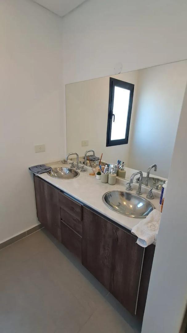 Foto de CASA EN ALQUILER AMOBLADA, EN LAGOON PILAR, imagen 5