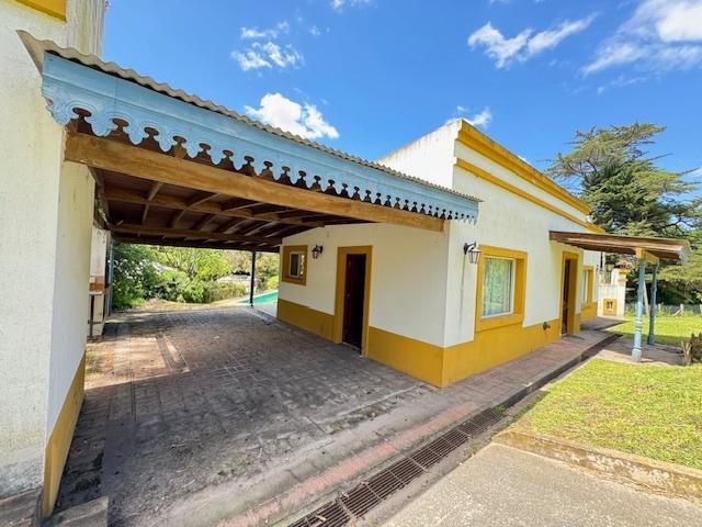 Casa de campo sobre dos terrenos en Sierra de los Padres