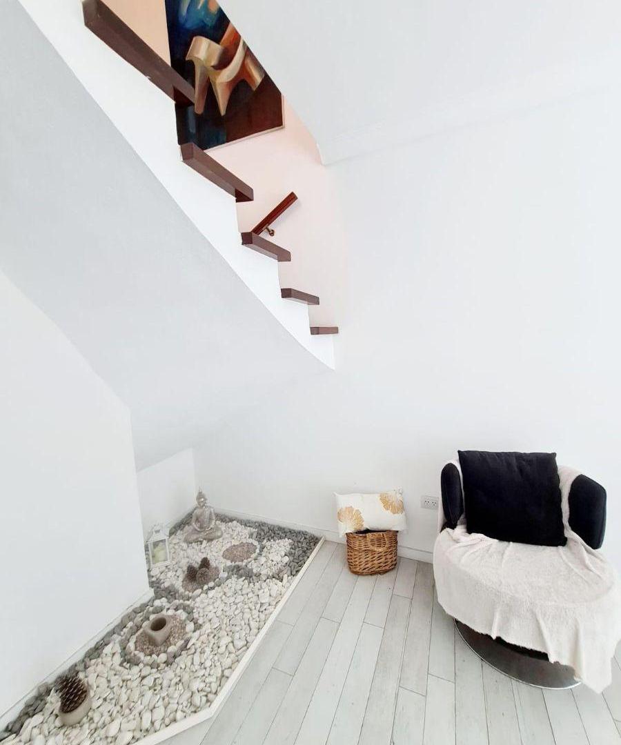 Foto de PH en venta c/ cochera en Parque Luro, imagen 1