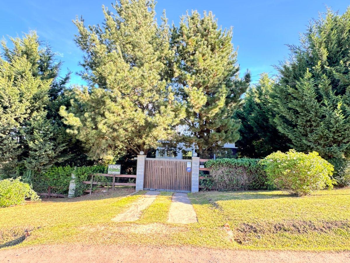 Foto de Casa en venta c/ cochera en Barrio El Martillo, imagen 2