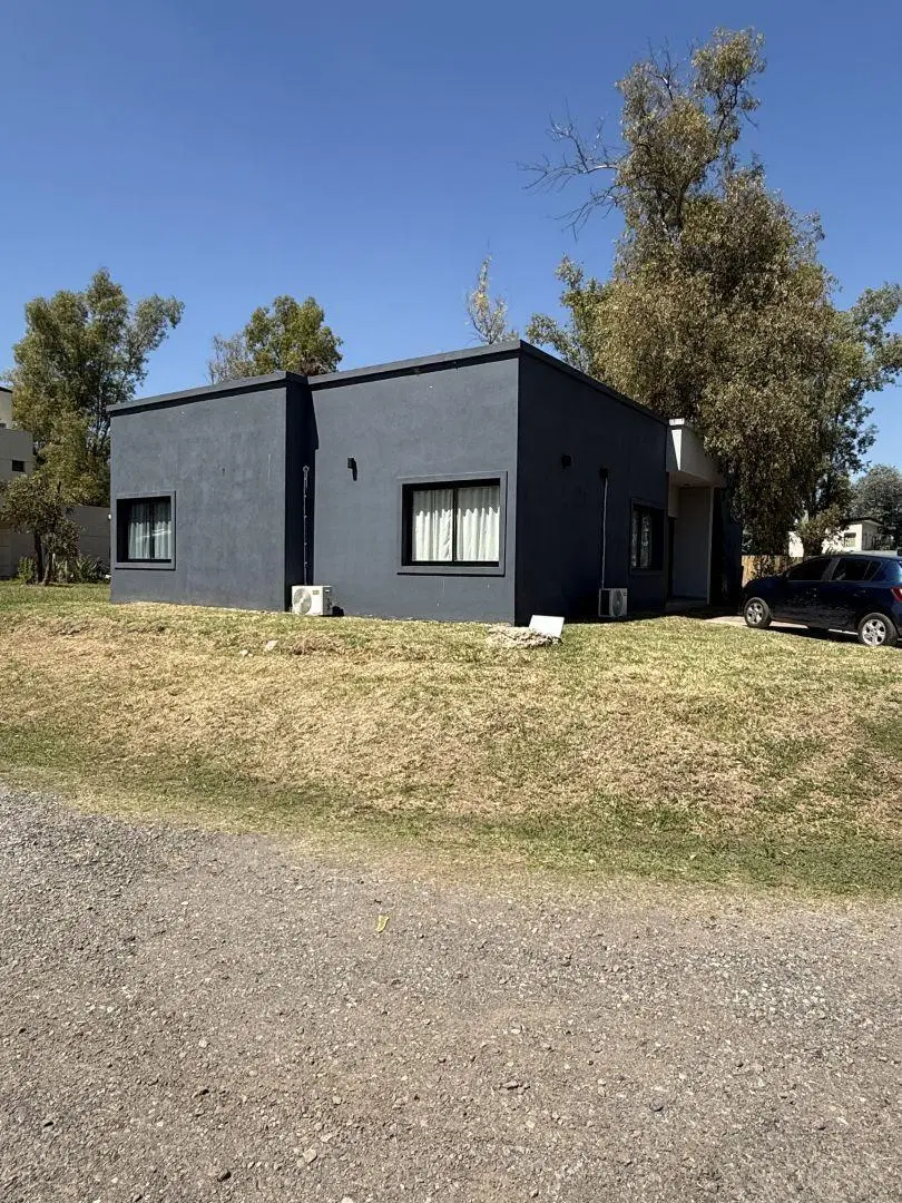 Casa 4 ambientes. | Álvarez del Bosque - Moreno 1