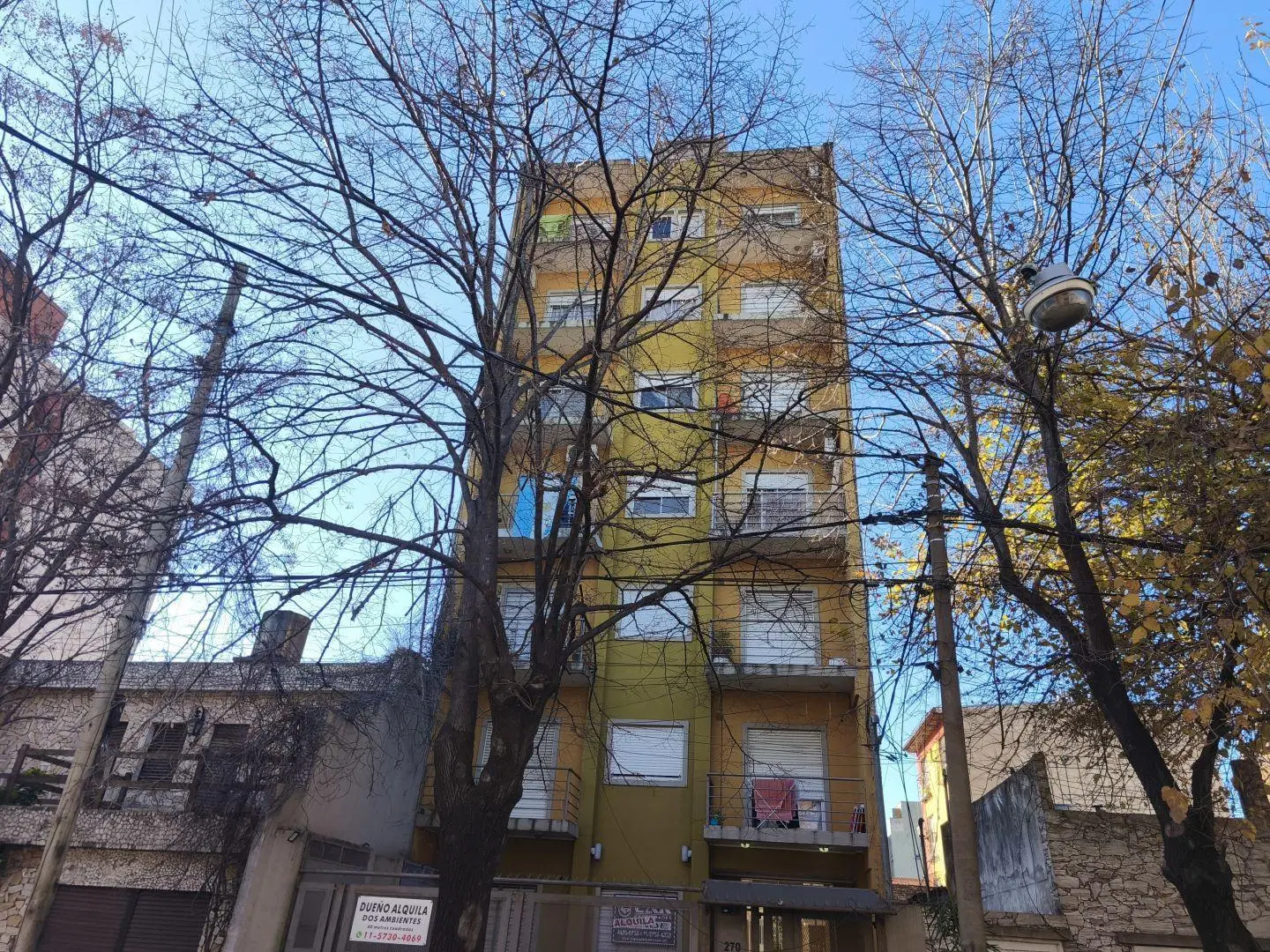 Departamento monoambiente. | SUCRE, ANTONIO J. DE al 200 5