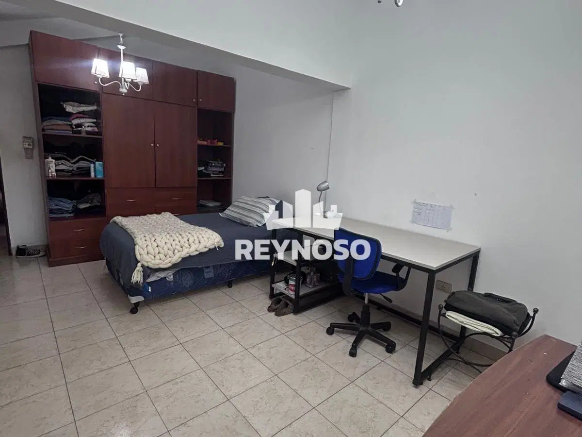 Casa en venta – Barrio Parque Belgrano, Salta – 3 dormitorios, cochera y quincho 8