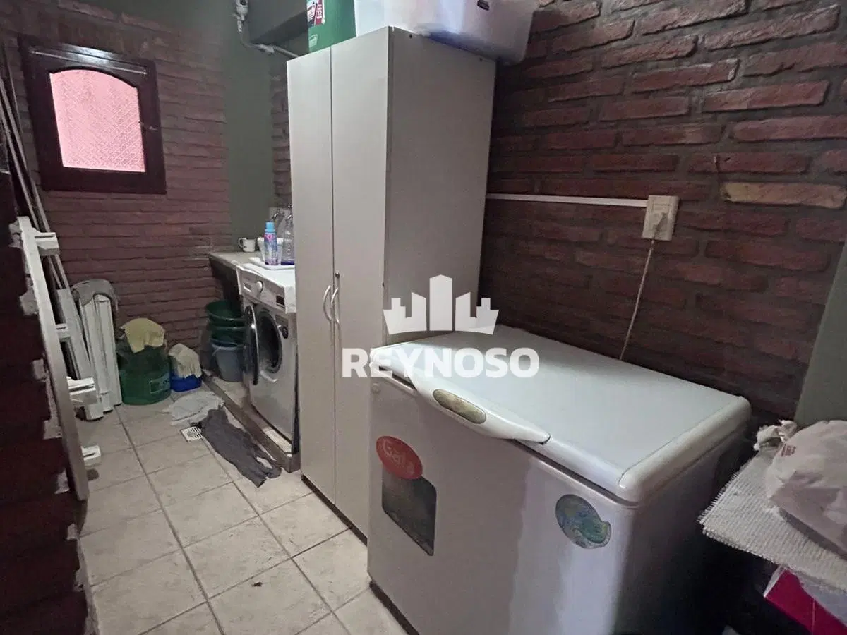 Casa en venta – Barrio Parque Belgrano, Salta – 3 dormitorios, cochera y quincho 4