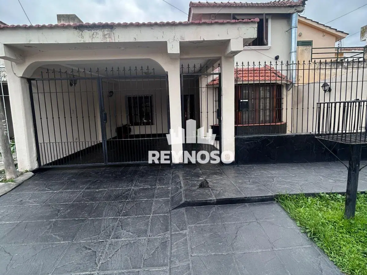 Casa en venta – Barrio Parque Belgrano, Salta – 3 dormitorios, cochera y quincho 5