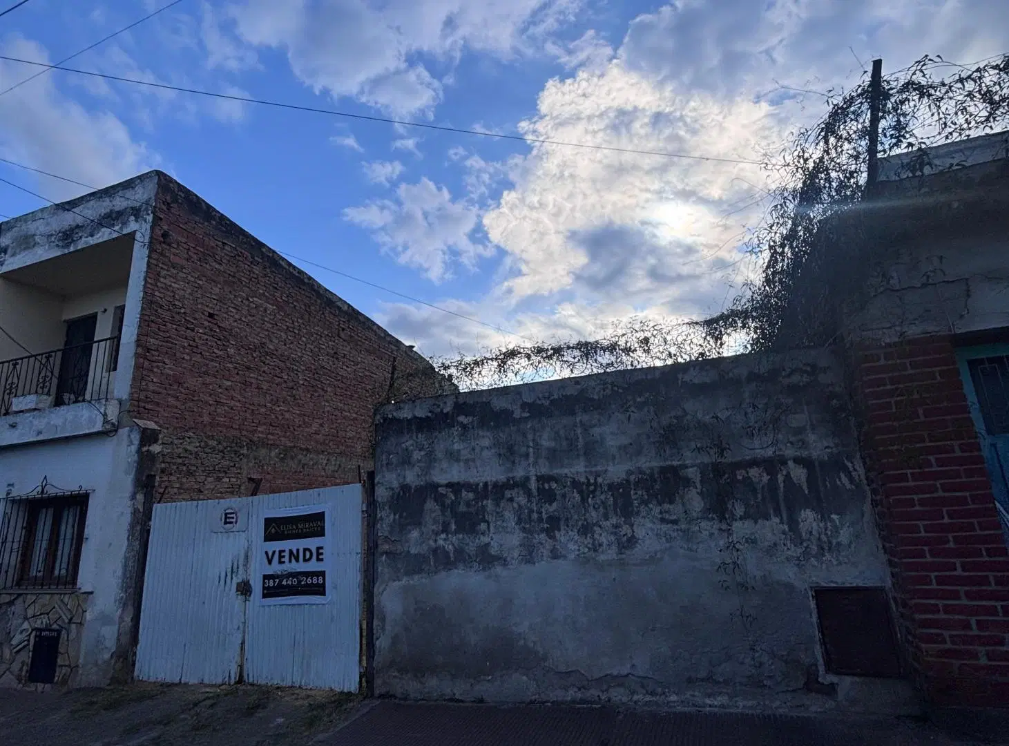Venta de terreno con escritura directa – República de Siria al 1100 – 525 m² 2