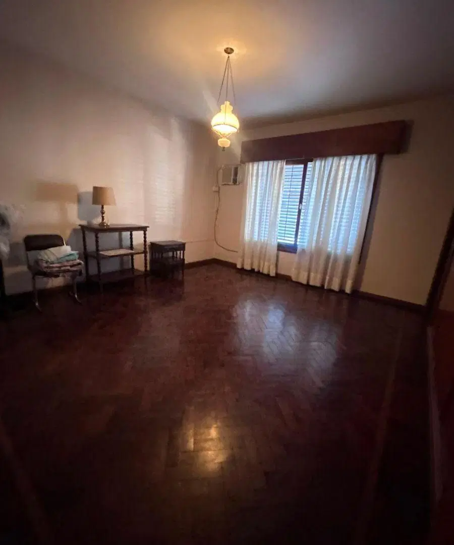 Casa en venta – 4 dormitorios– Bolívar 290, zona céntrica- APTA CRÉDITO 8