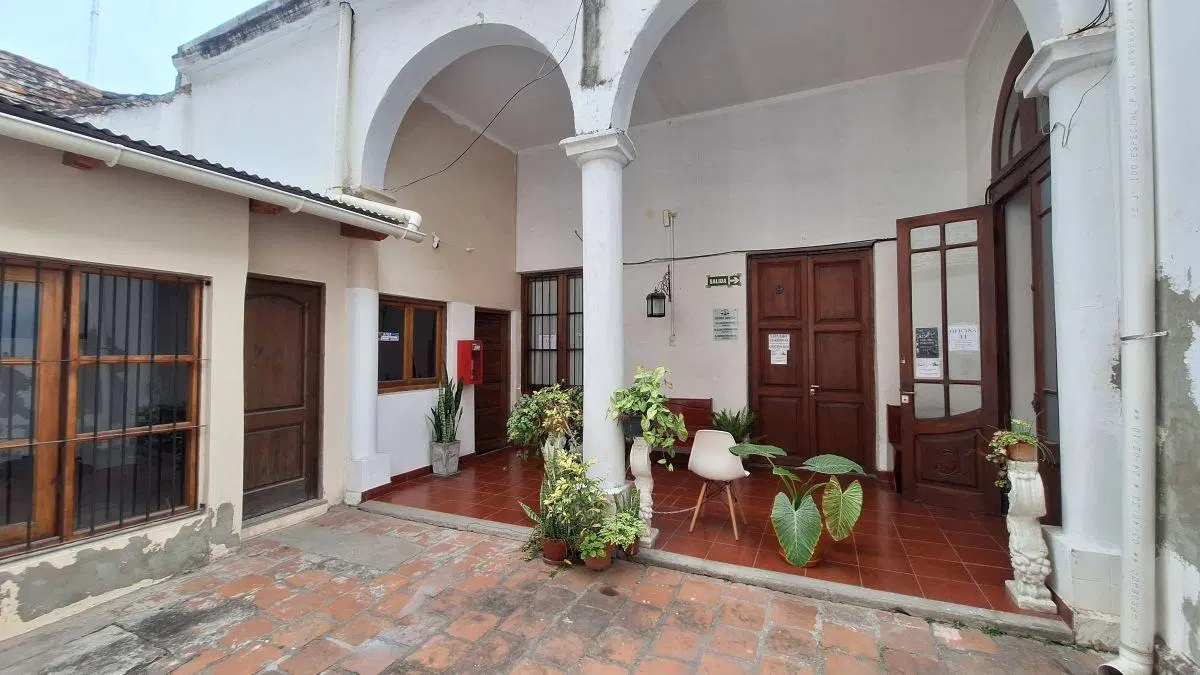 Complejo comercial con oficinas en venta – Gral. Martín de Güemes 500, Salta 3
