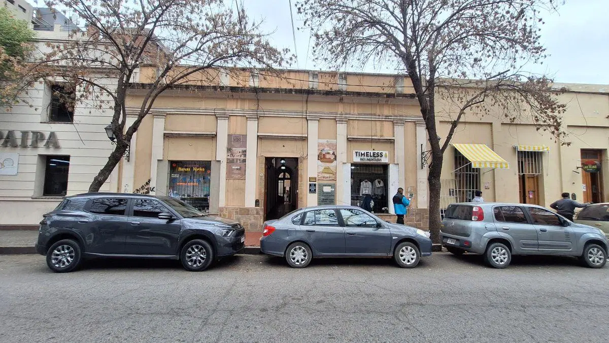 Complejo comercial con oficinas en venta – Gral. Martín de Güemes 500, Salta 8