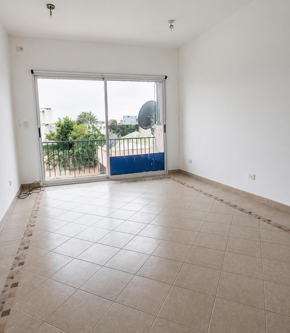 Foto de Alquiler de monoambiente con pileta y SUM – Comodoro Rivadavia 3200, imagen 3