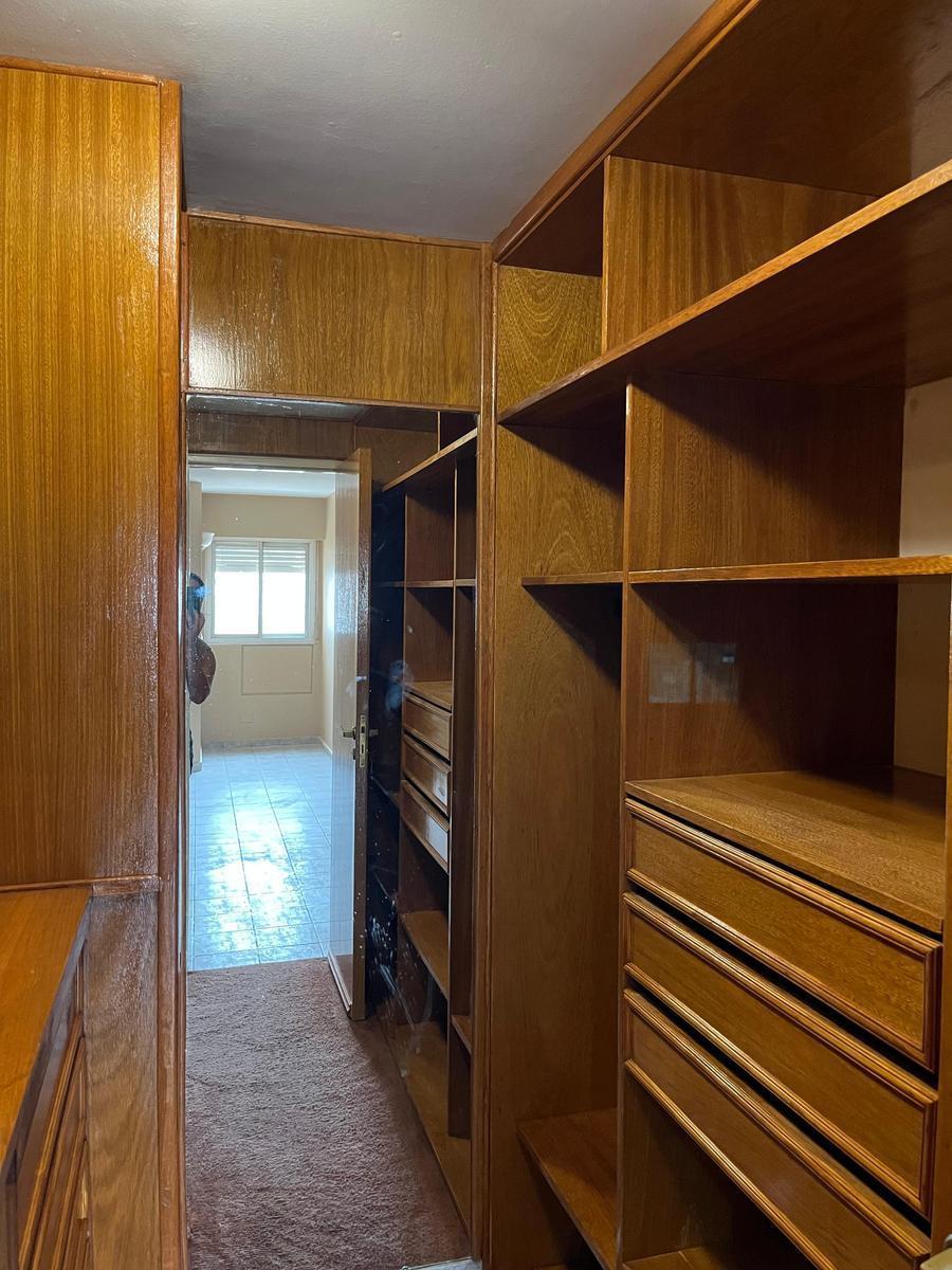 Clásico Departamento - Semi Piso 2 Dorm. - 3 Baños - Vestidor - Excelentes Detalles y Cuidado! 5