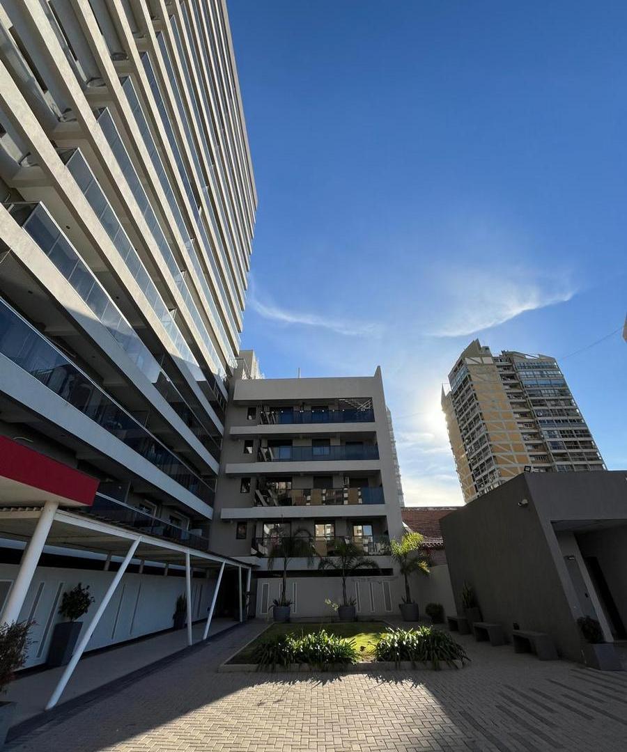 HERMOSO Departamento en VENTA de Dos Dormitorios con Terraza propia